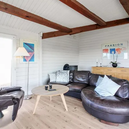 Holiday home Sinnika - 75m From The Sea In Nw Jutland By Interhome *