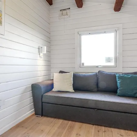 Holiday home Sinnika - 75m From The Sea In Nw Jutland By Interhome *